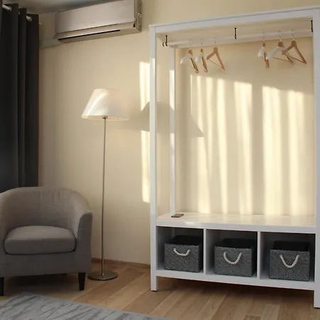 Cozy Studio, Free Parking 아파트